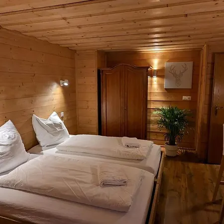 Дом отдыха Gemuetliches Berg-chalet Mit Panoramablick